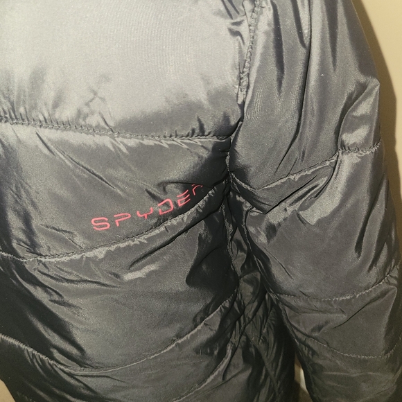 Firm! Spyder Kids Black and Red Hooded Jacket - Picture 6 of 11